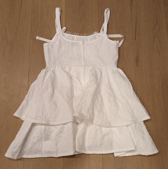 White Tiered Sleeveless Dress - Picture 8 of 8